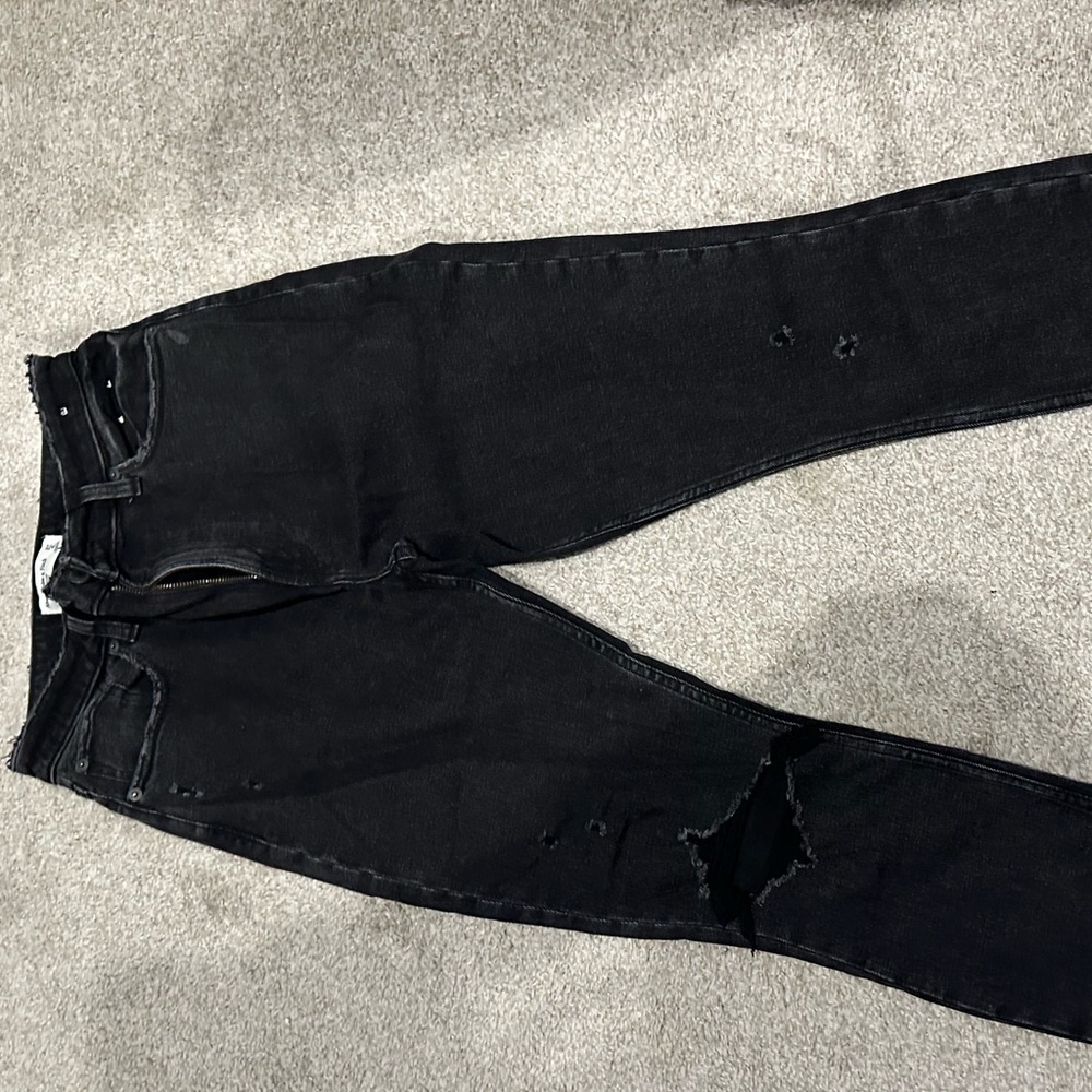 Abercrombie The High Rise Skinny  Black Distressed Jeans
